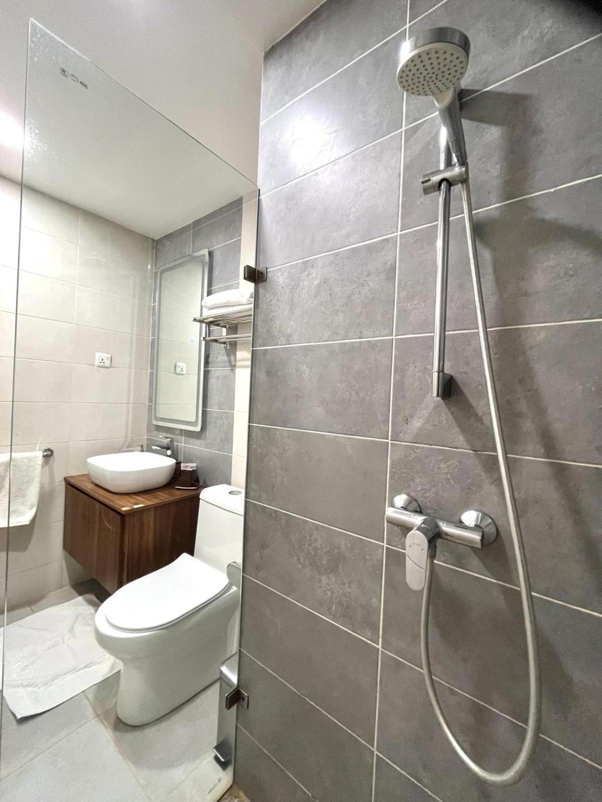 Forest View Luxury Apartment In 3Mins Walk To Beach Pool View Wifi Kololi Esterno foto